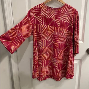 Go‎ Fish Batik Swing blouse tunic Geometric Print Red Women’s size S.